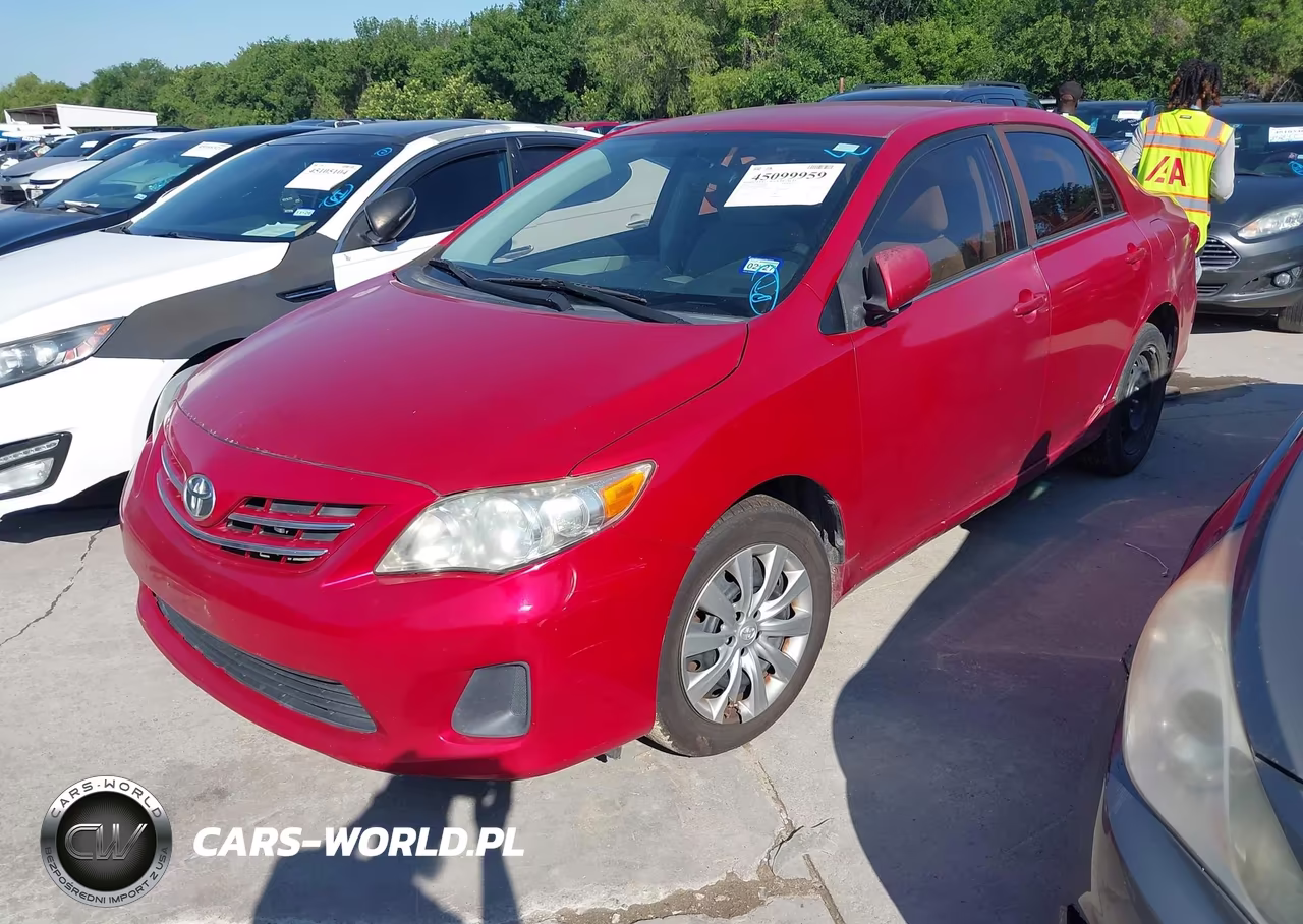 2013 Toyota Corolla Le VIN:5YFBU4EE4DP174688 - 2