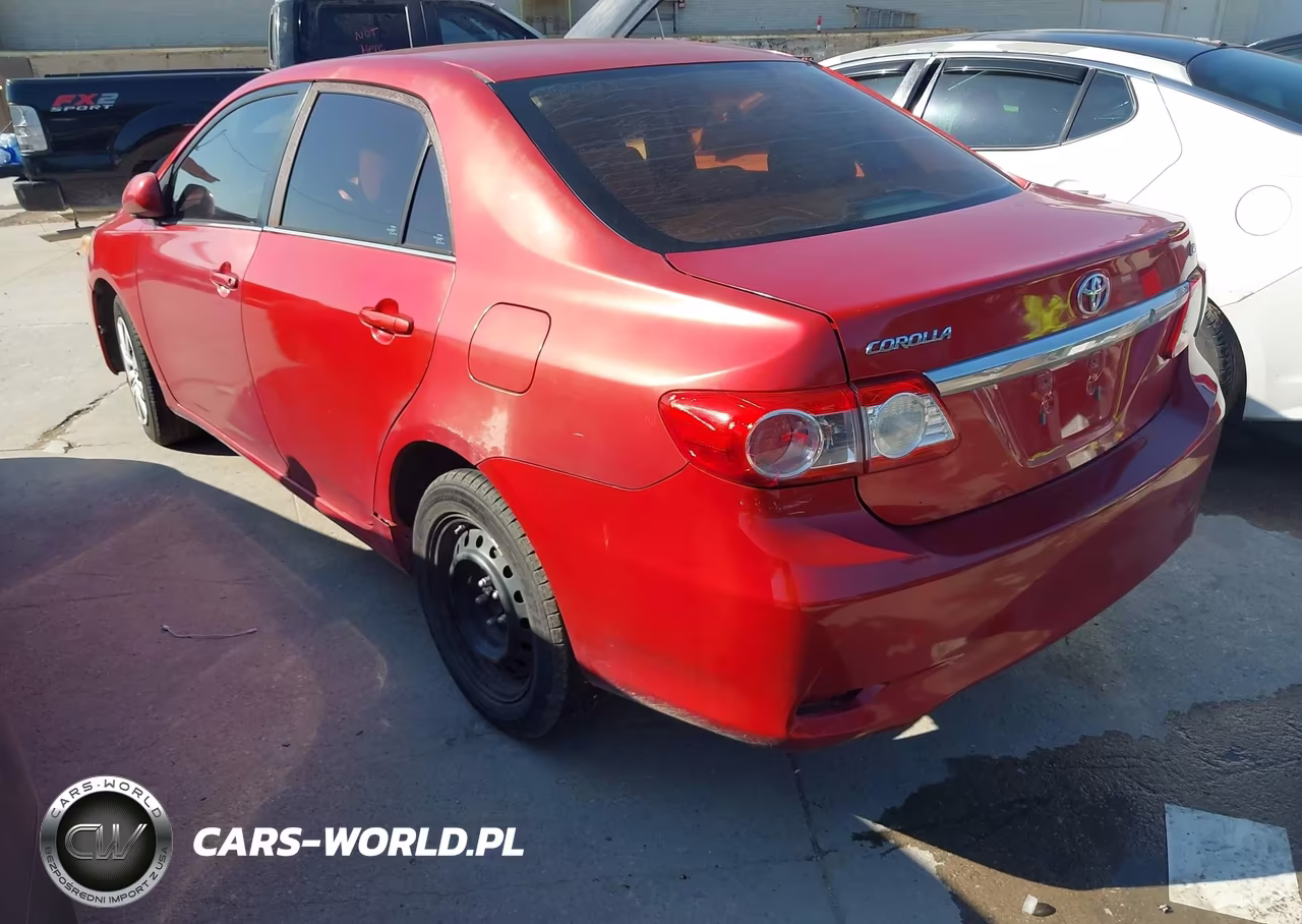 2013 Toyota Corolla Le VIN:5YFBU4EE4DP174688 - 3