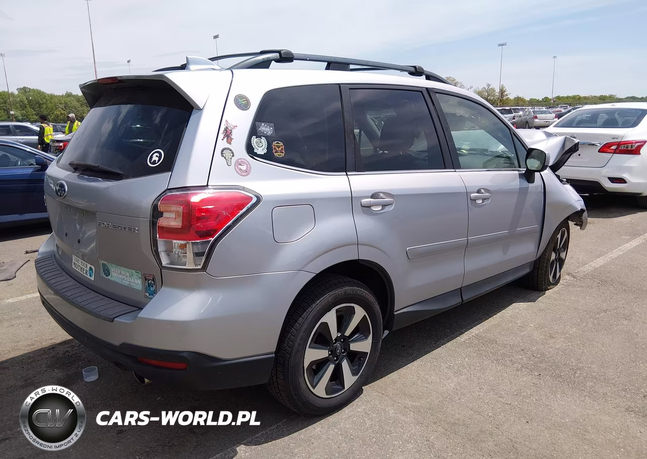 2018 Subaru Forester 2.5I Limited VIN:JF2SJARCXJH561898 - 4