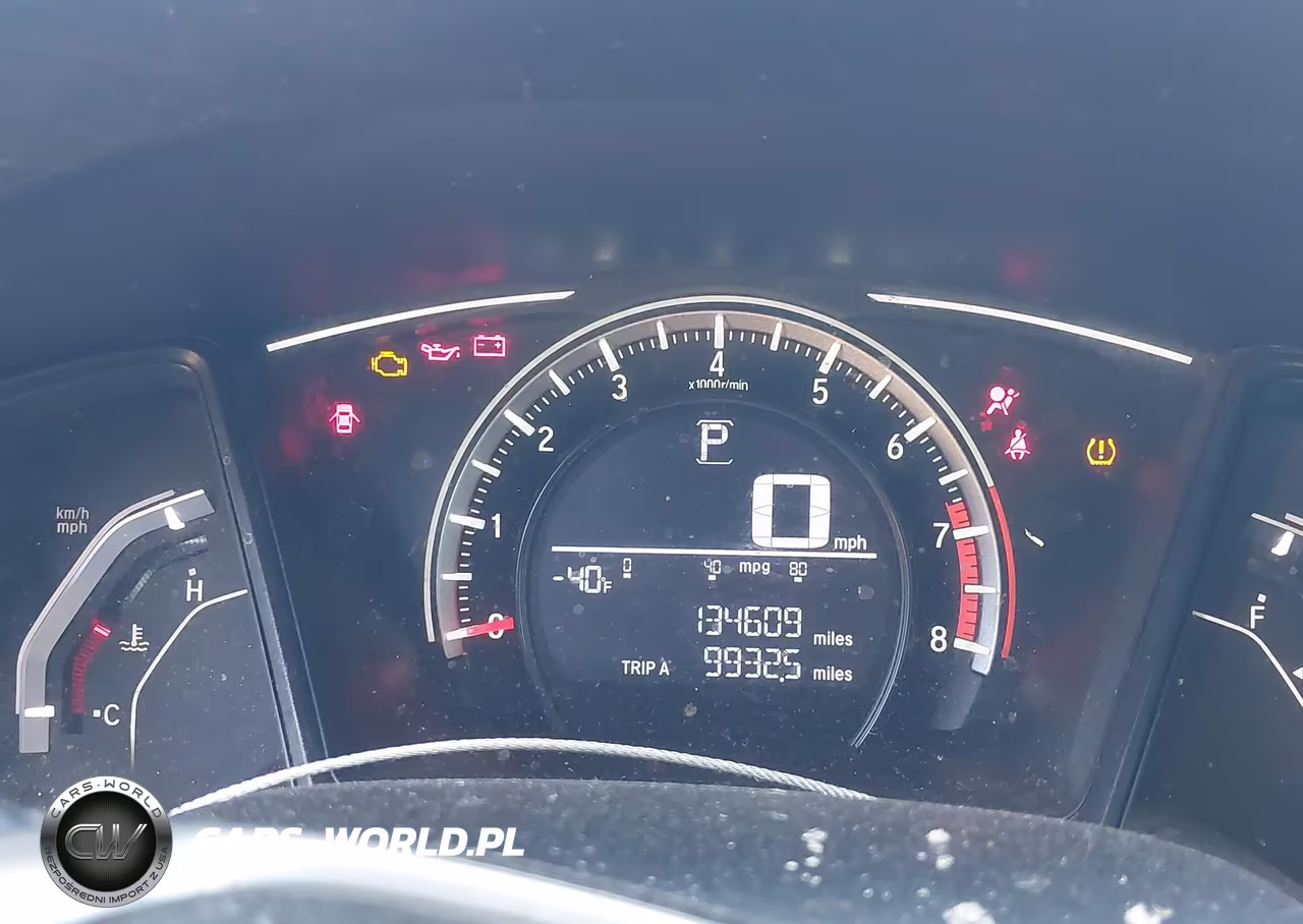2018 Honda Civic Lx VIN:2HGFC2F50JH585841 - 16