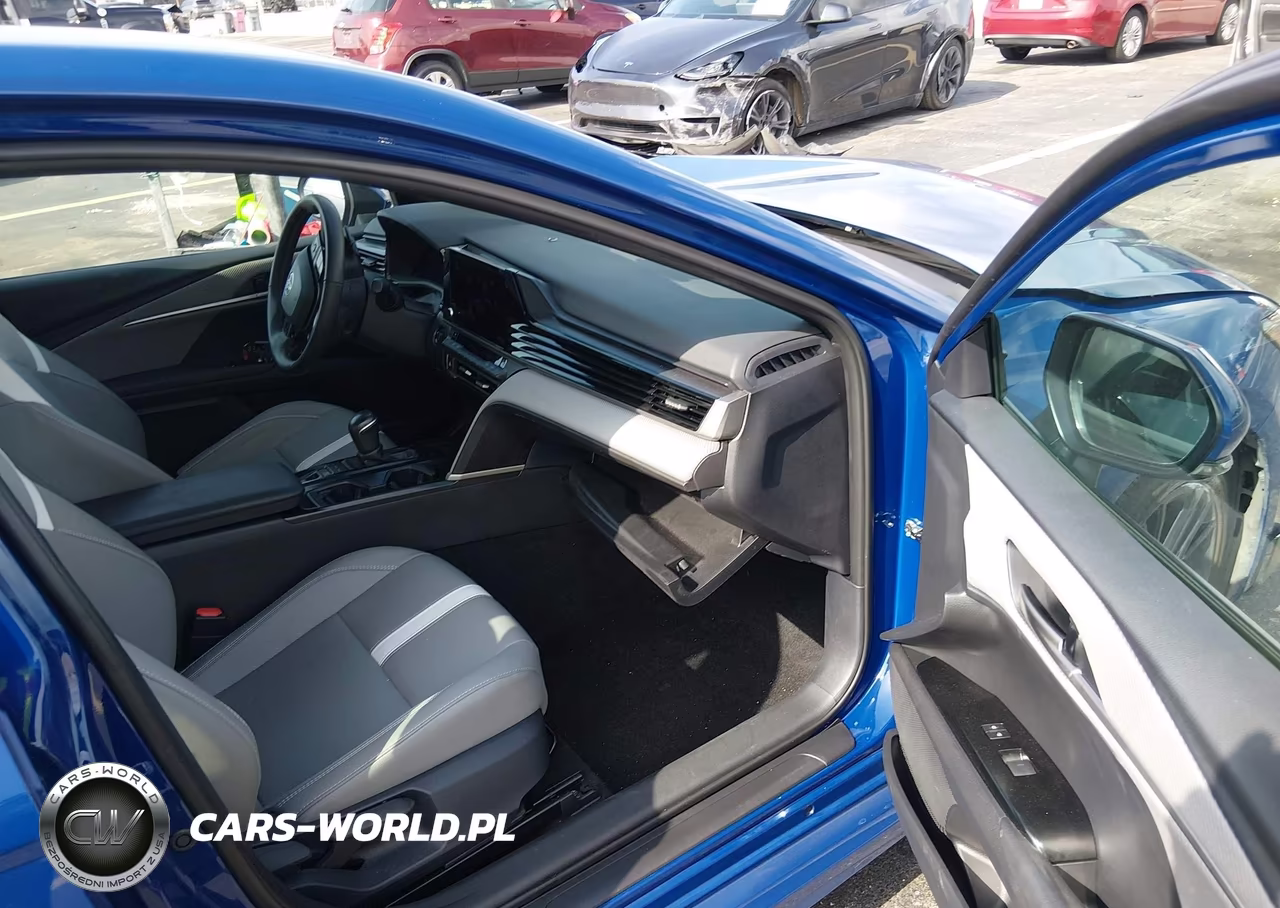 2026 Toyota Camry Se VIN:4T1DAACK8TU213241 - 5