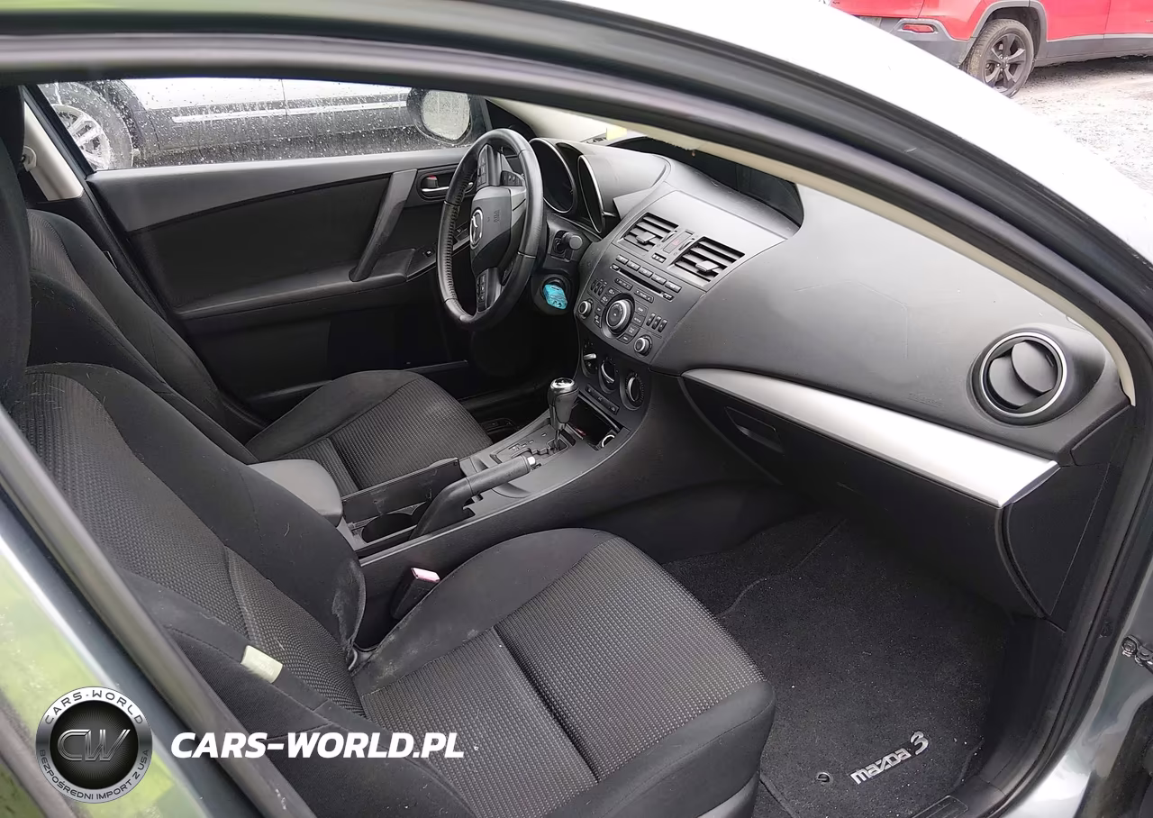 2012 Mazda Mazda3 I Touring VIN:JM1BL1V82C1583058 - 5