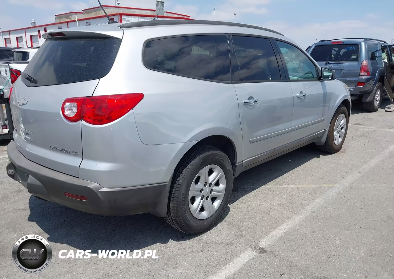 2009 Chevrolet Traverse Ls VIN:1GNER13D09S176961 - 4