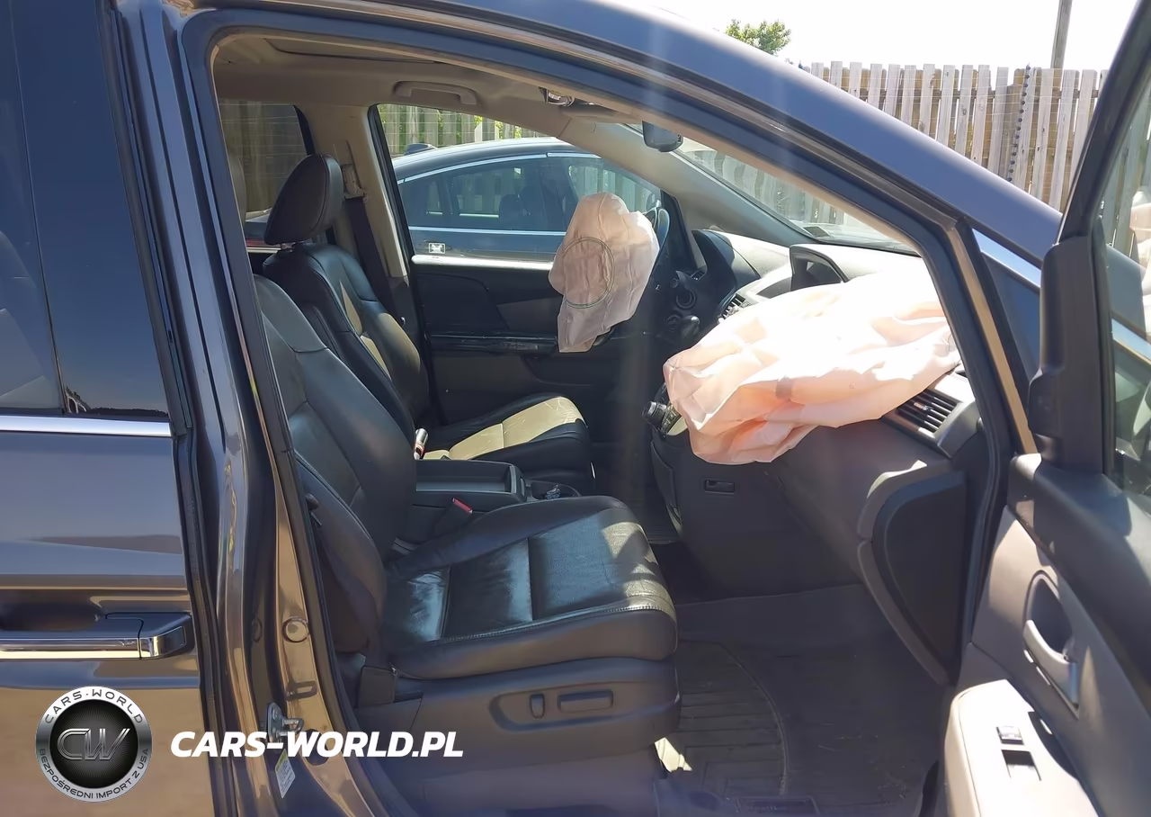 2012 Honda Odyssey Touring-Touring Elite VIN:5FNRL5H9XCB071226 - 5