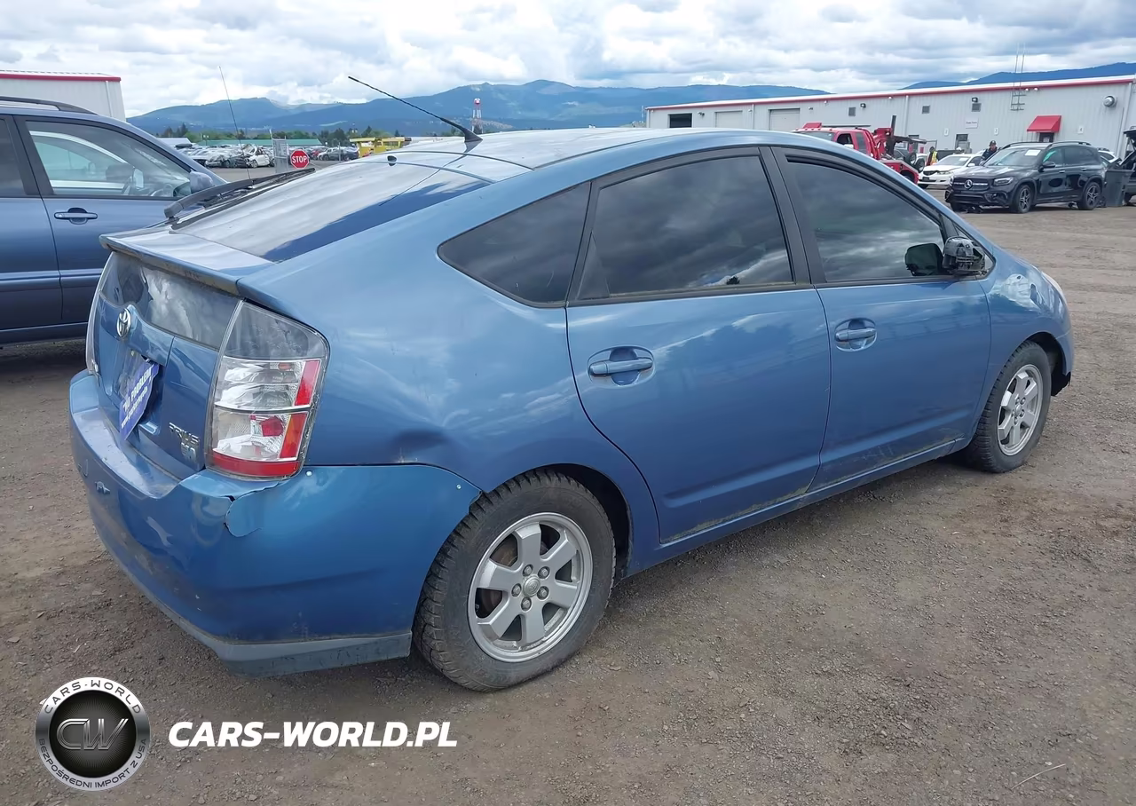 2005 Toyota Prius VIN:JTDKB22U857033003 - 4
