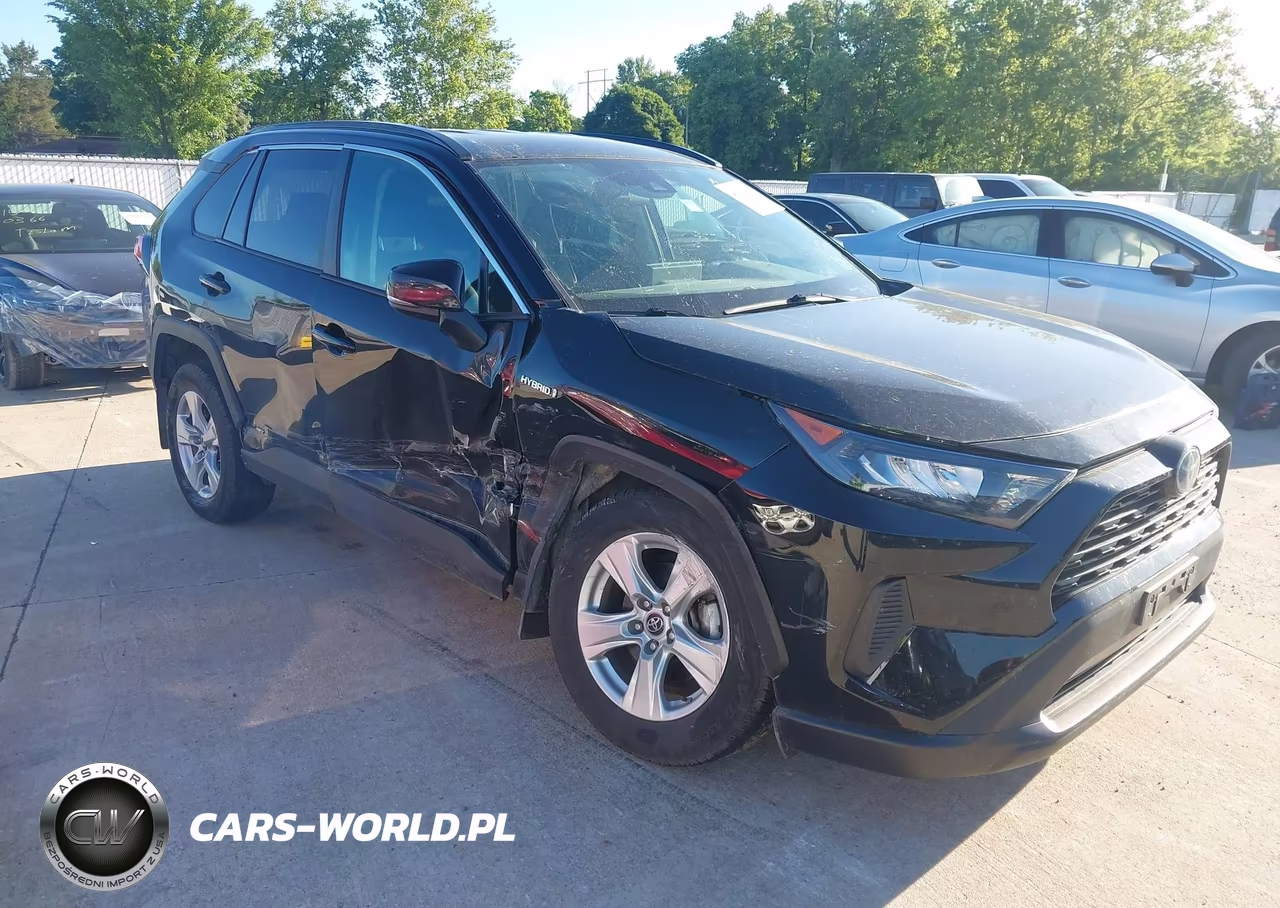 2019 Toyota Rav4 Le – zdjęcie 1 z 17