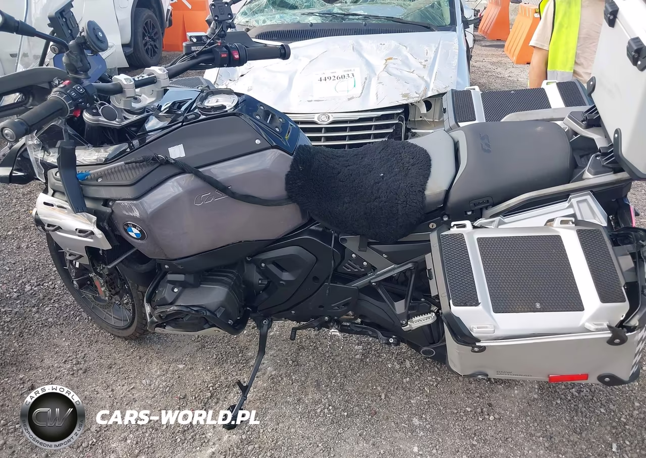 2025 BMW R 1300 Gs Adventure VIN:WB10M3308S6K92429 - 13