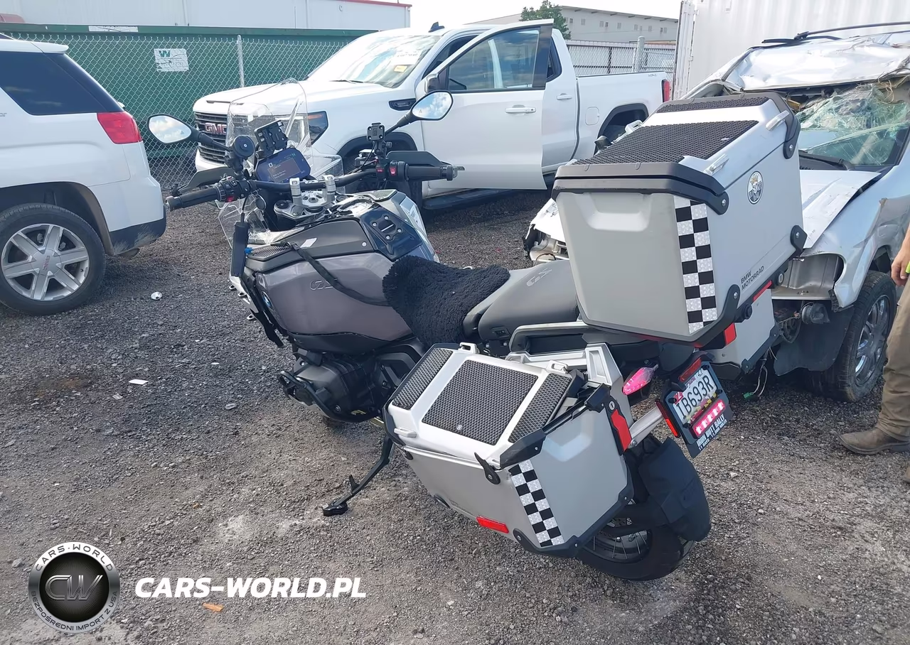 2025 BMW R 1300 Gs Adventure VIN:WB10M3308S6K92429 - 3
