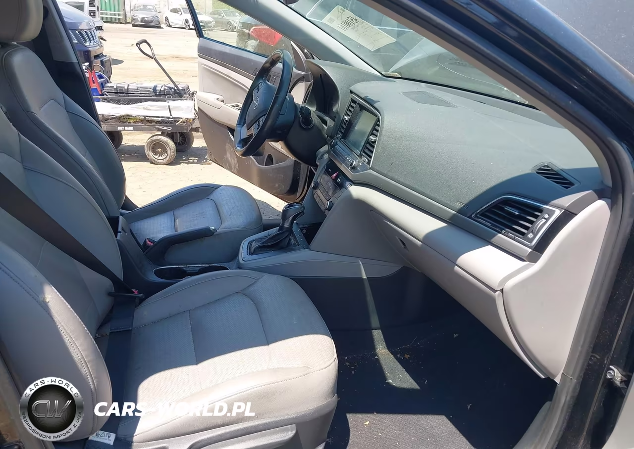 2017 Hyundai Elantra Limited VIN:5NPD84LF4HH068768 - 5