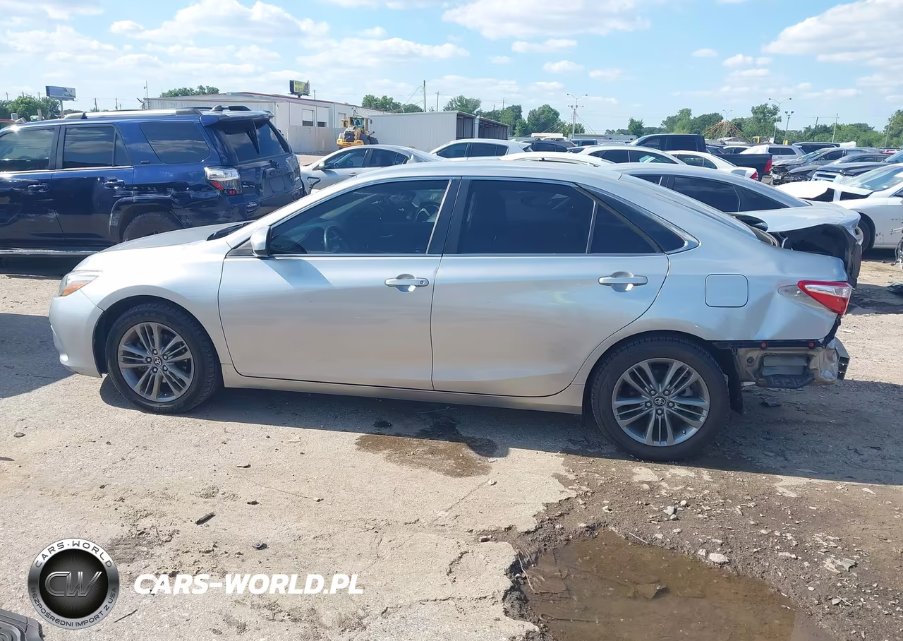 2017 Toyota Camry Se VIN:4T1BF1FK5HU276180 - 15