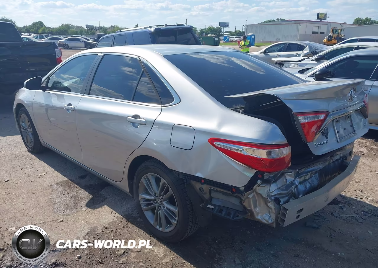 2017 Toyota Camry Se VIN:4T1BF1FK5HU276180 - 3