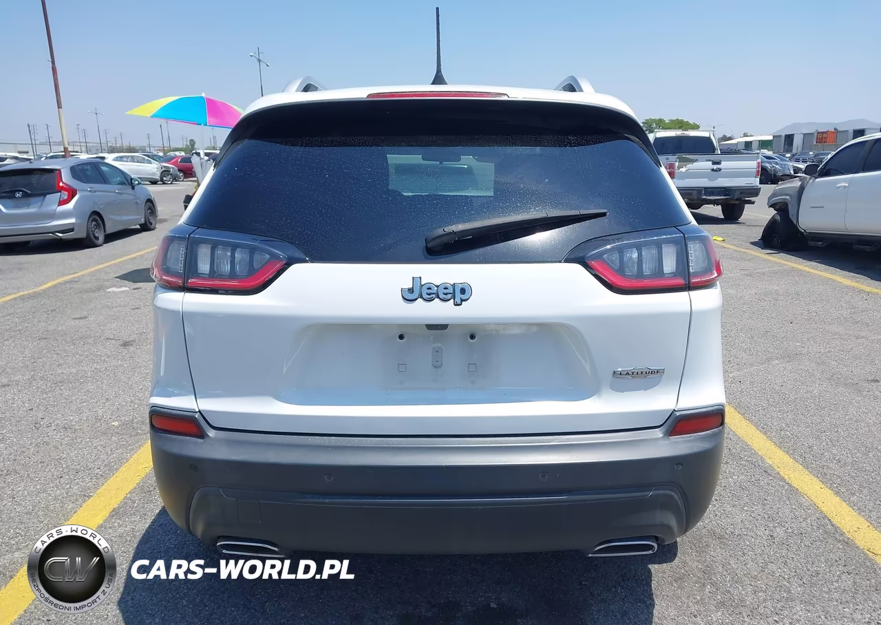 2019 Jeep Cherokee Latitude Plus Fwd VIN:1C4PJLLX0KD305290 - 17