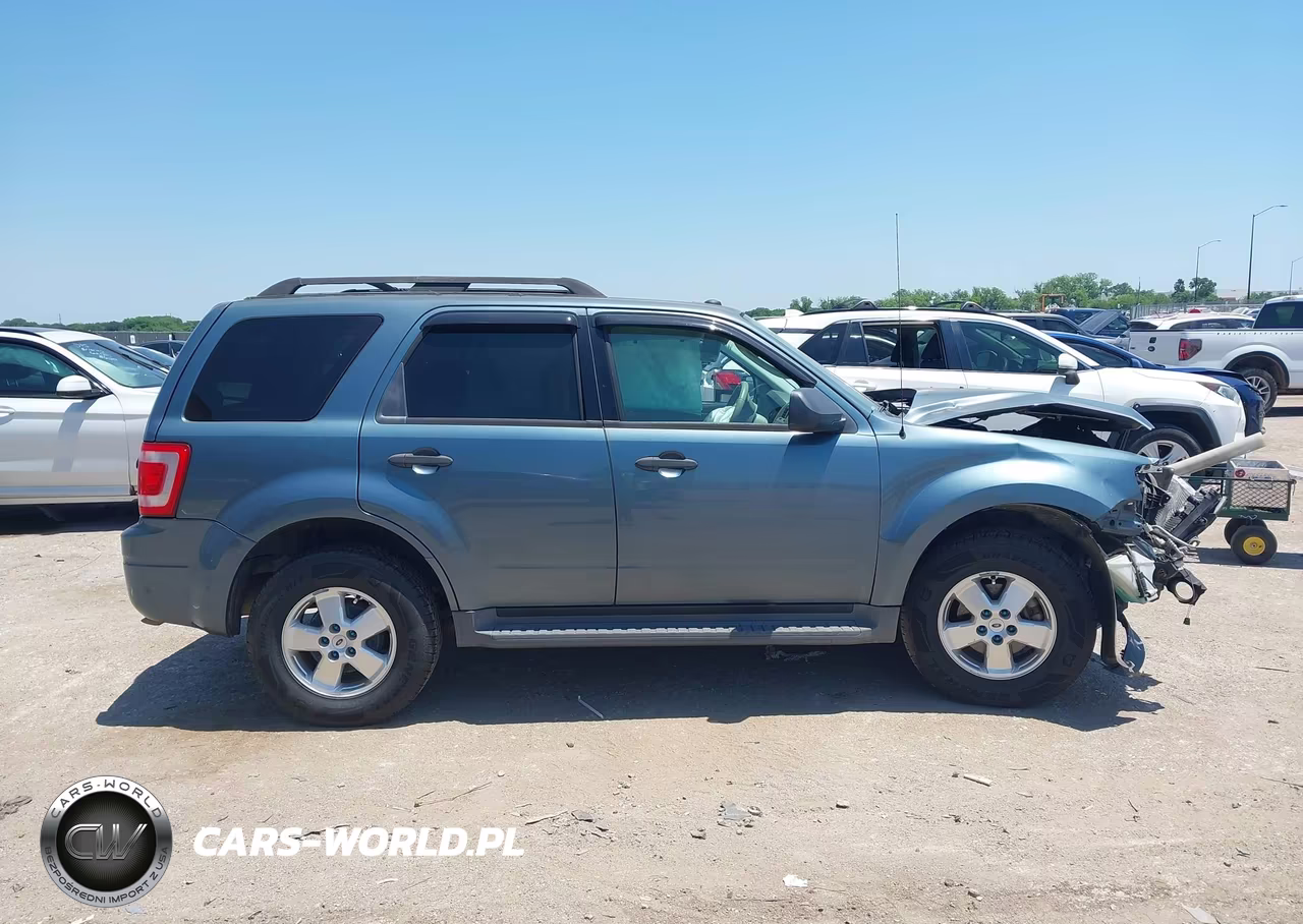 2011 Ford Escape Xlt VIN:1FMCU0DG4BKB59227 - 13