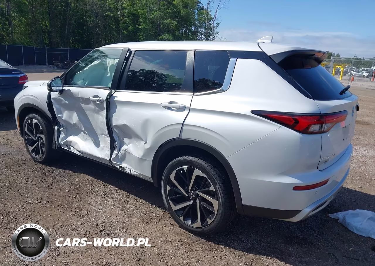 2023 Mitsubishi Outlander Se 2.5 2Wd-Se Black Edition 2Wd-Se Special Edition 2Wd VIN:JA4J3UA83PZ030522 - 3