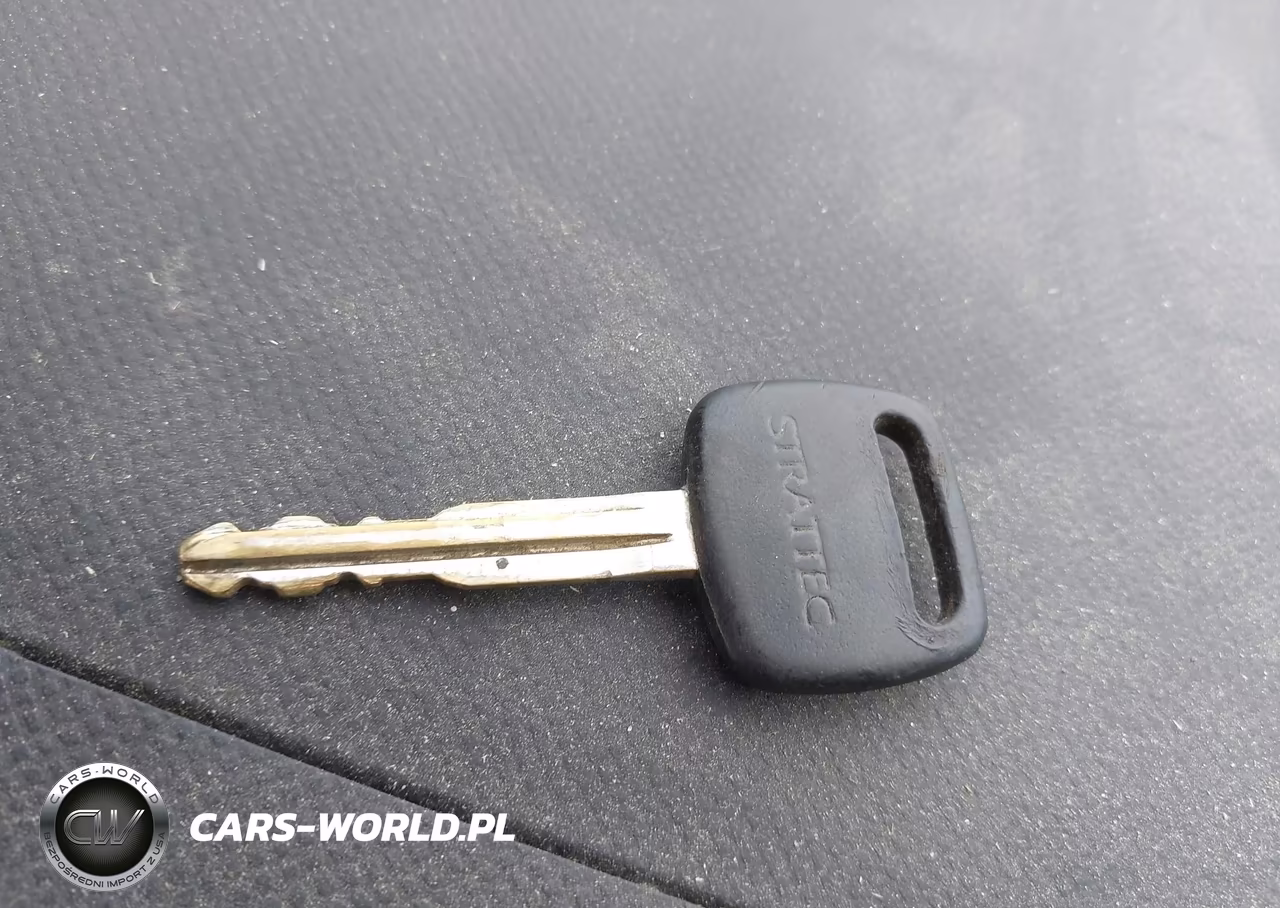 2007 Toyota Yaris VIN:JTDJT923075068996 - 11