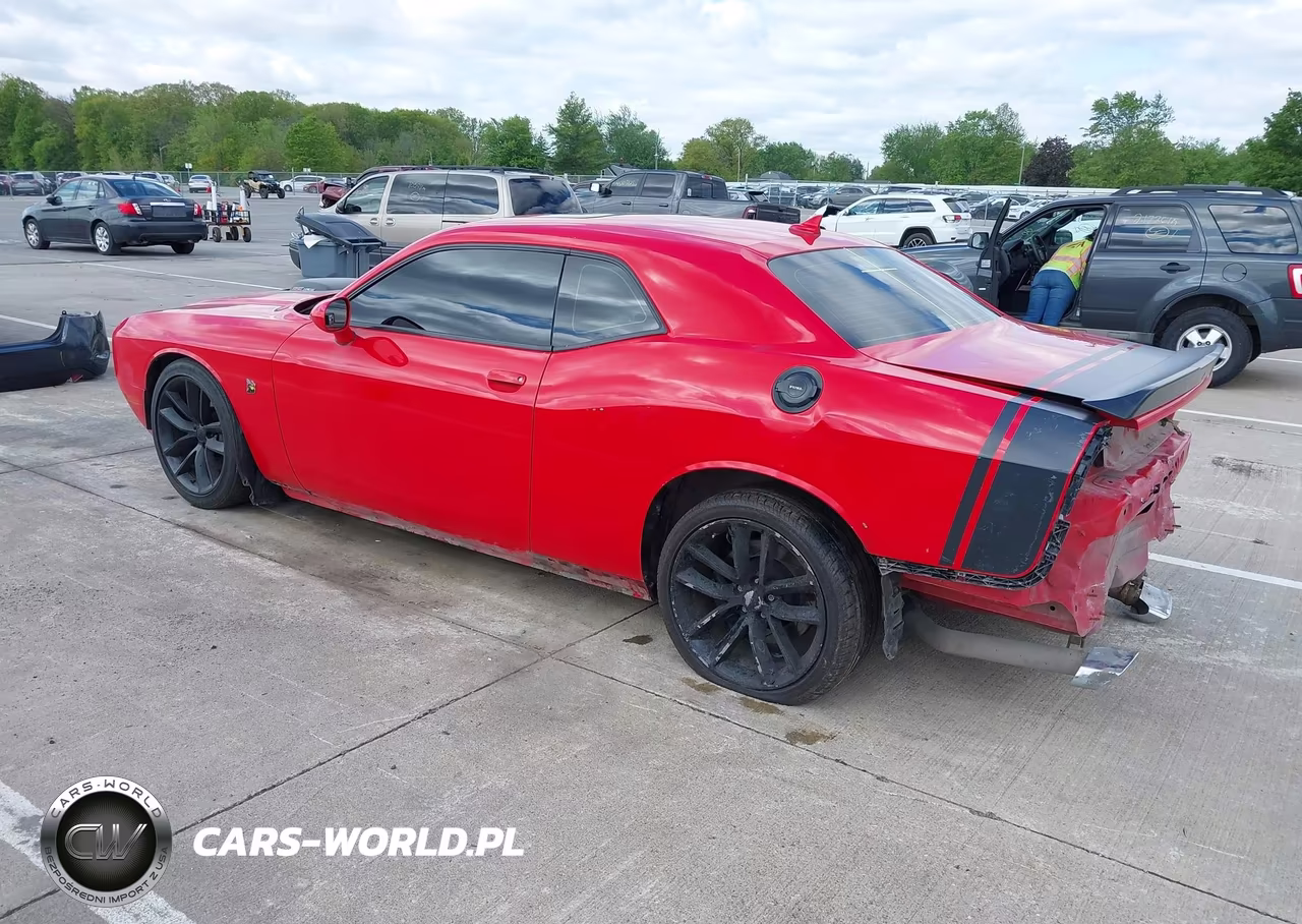 2016 Dodge Challenger 392 Hemi Scat Pack Shaker VIN:2C3CDZFJ0GH253772 - 3
