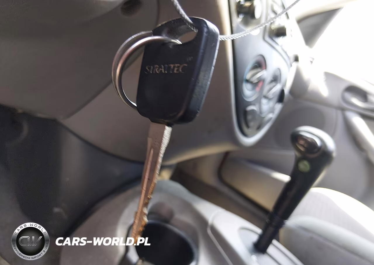 2003 Ford Focus Se VIN:1FAFP34P43W253019 - 11