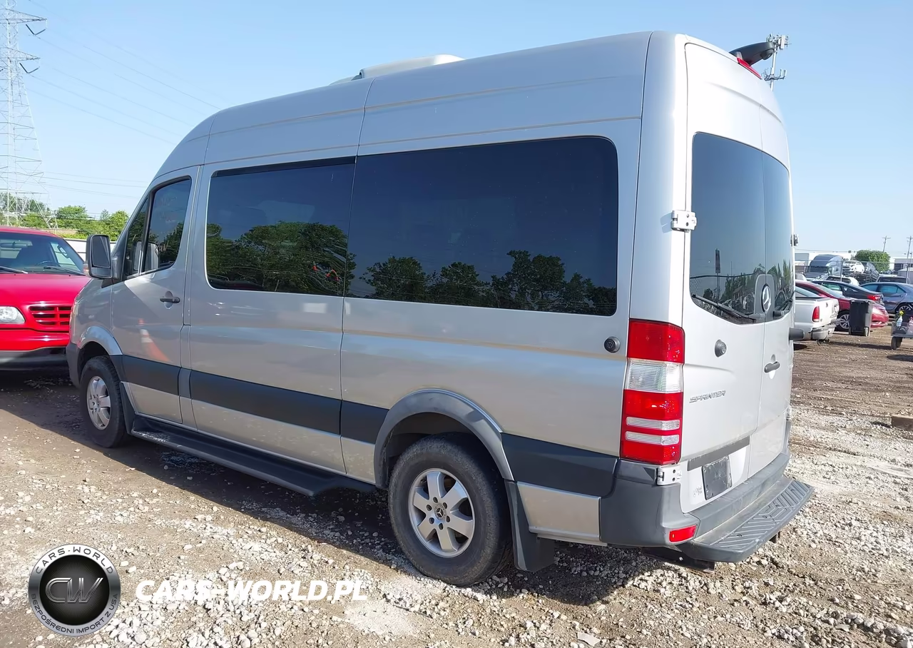 2018 Mercedes-Benz Sprinter 2500 Standard Roof V6 VIN:8BRPE7CD0JE158963 - 3