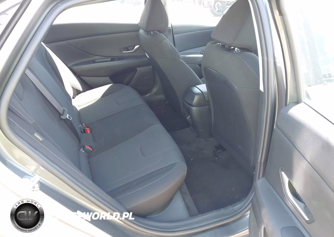 2025 Hyundai Elantra Se VIN:KMHLL4DG3SU088262 - 8