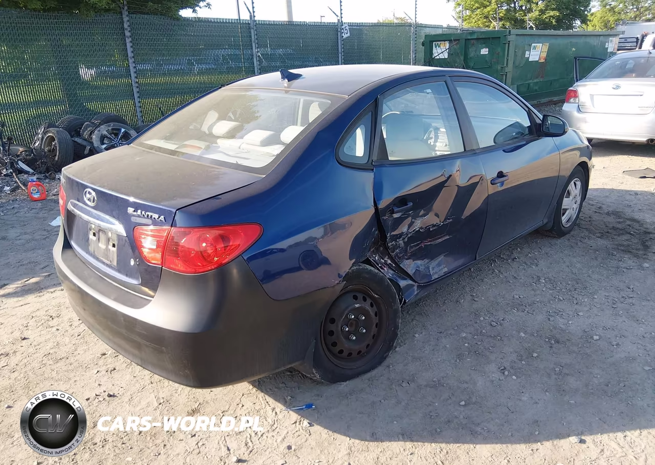 2010 Hyundai Elantra Gls VIN:KMHDU4AD2AU830502 - 4