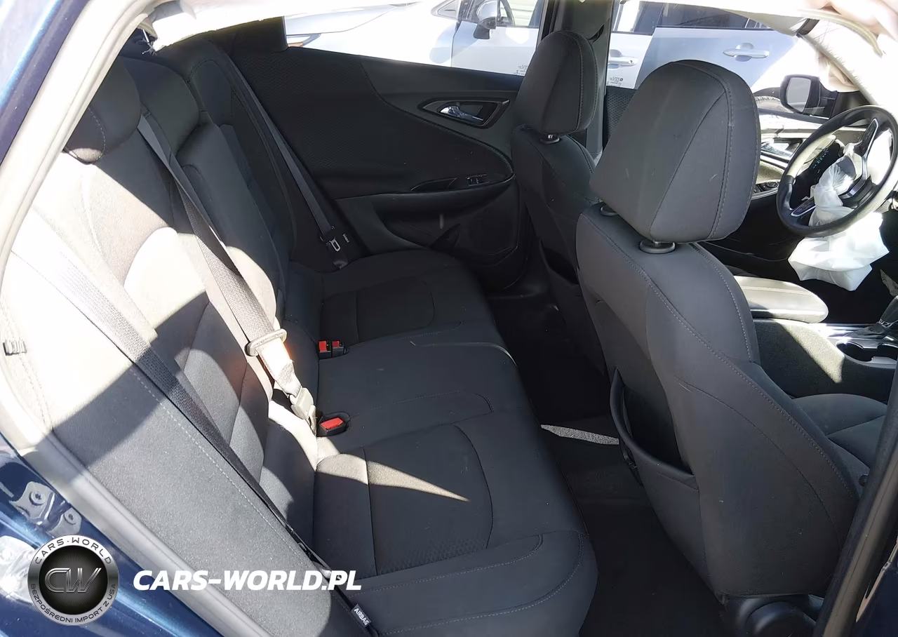 2019 Chevrolet Malibu Lt VIN:1G1ZD5ST0KF104075 - 8