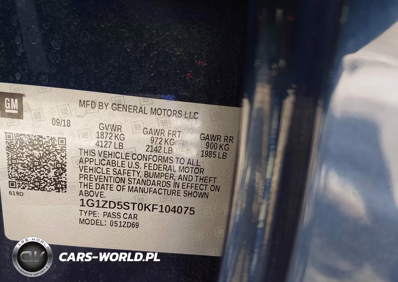 2019 Chevrolet Malibu Lt VIN:1G1ZD5ST0KF104075 - 9