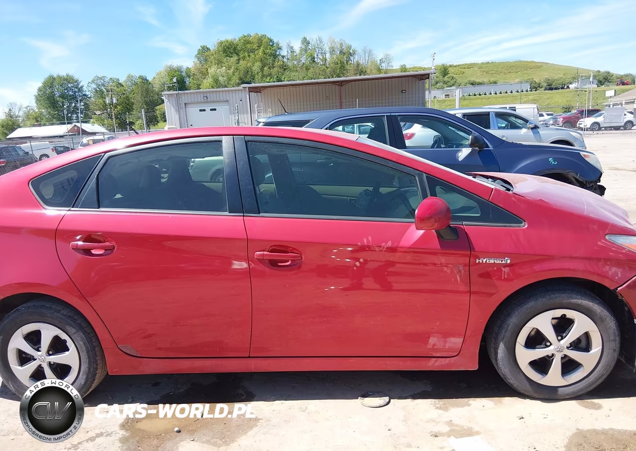 2013 Toyota Prius Four VIN:JTDKN3DU8D1621981 - 13