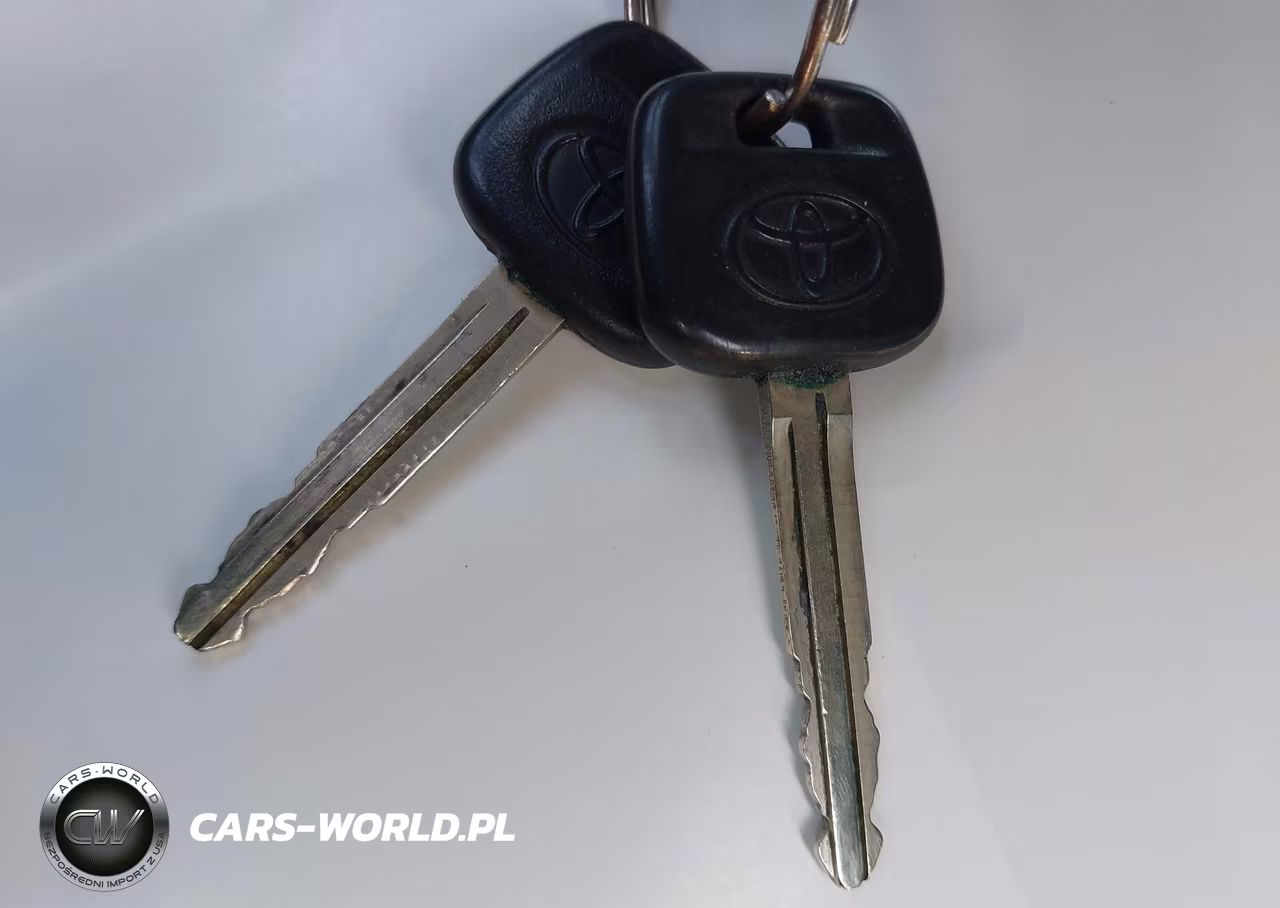2008 Toyota Yaris VIN:JTDJT923685220152 - 11