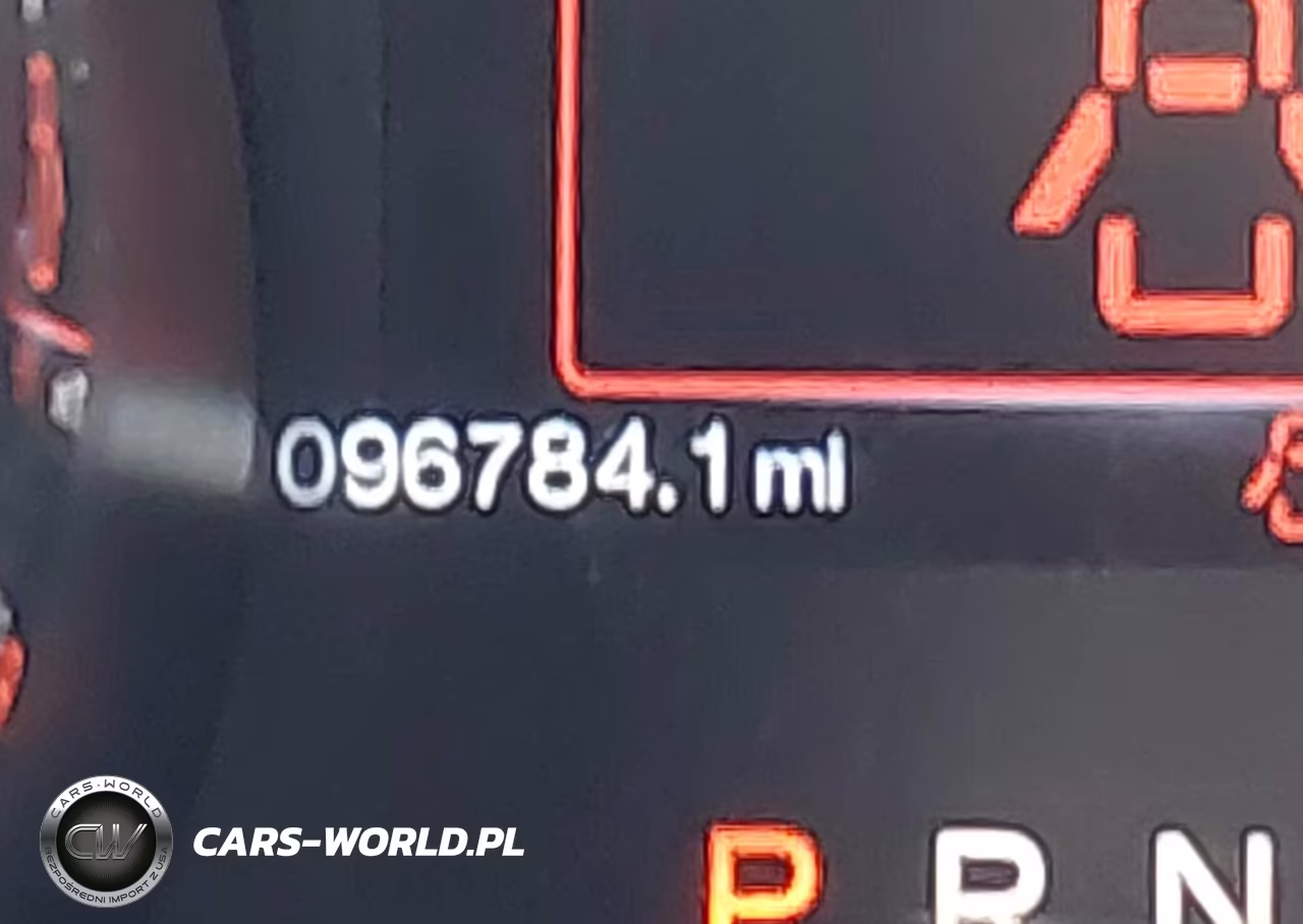 2016 Ford Mustang V6 VIN:1FATP8EM8G5246946 - 16