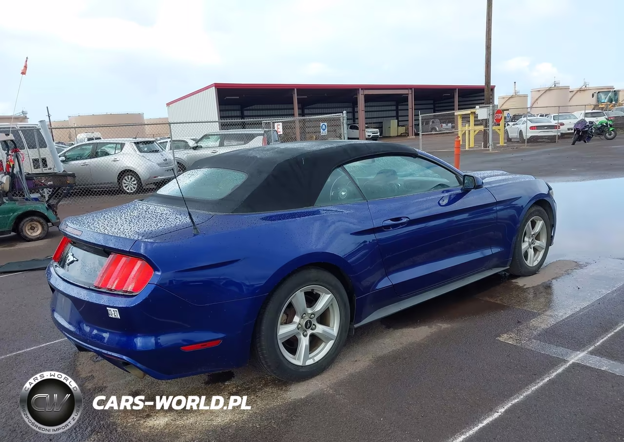2016 Ford Mustang V6 VIN:1FATP8EM8G5246946 - 4