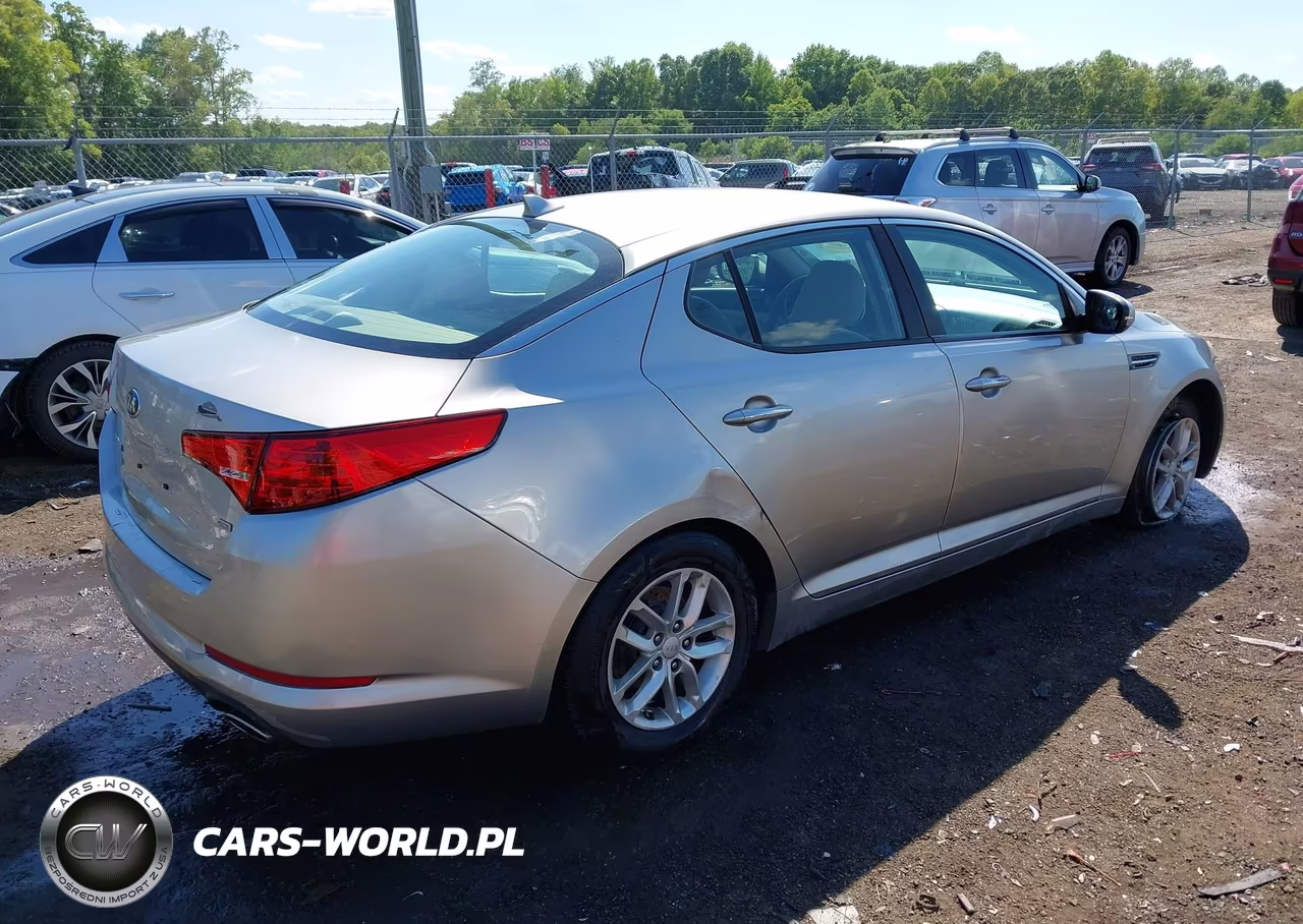 2013 Kia Optima Lx VIN:KNAGM4A78D5432346 - 4
