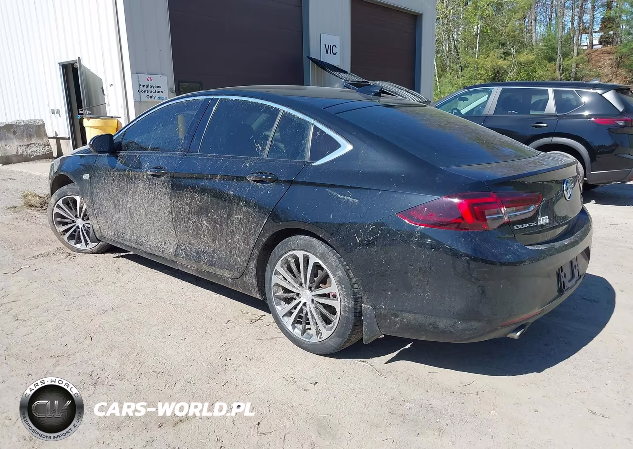 2018 Buick Regal Sportback Essence VIN:W04GR6SX9J1082401 - 3