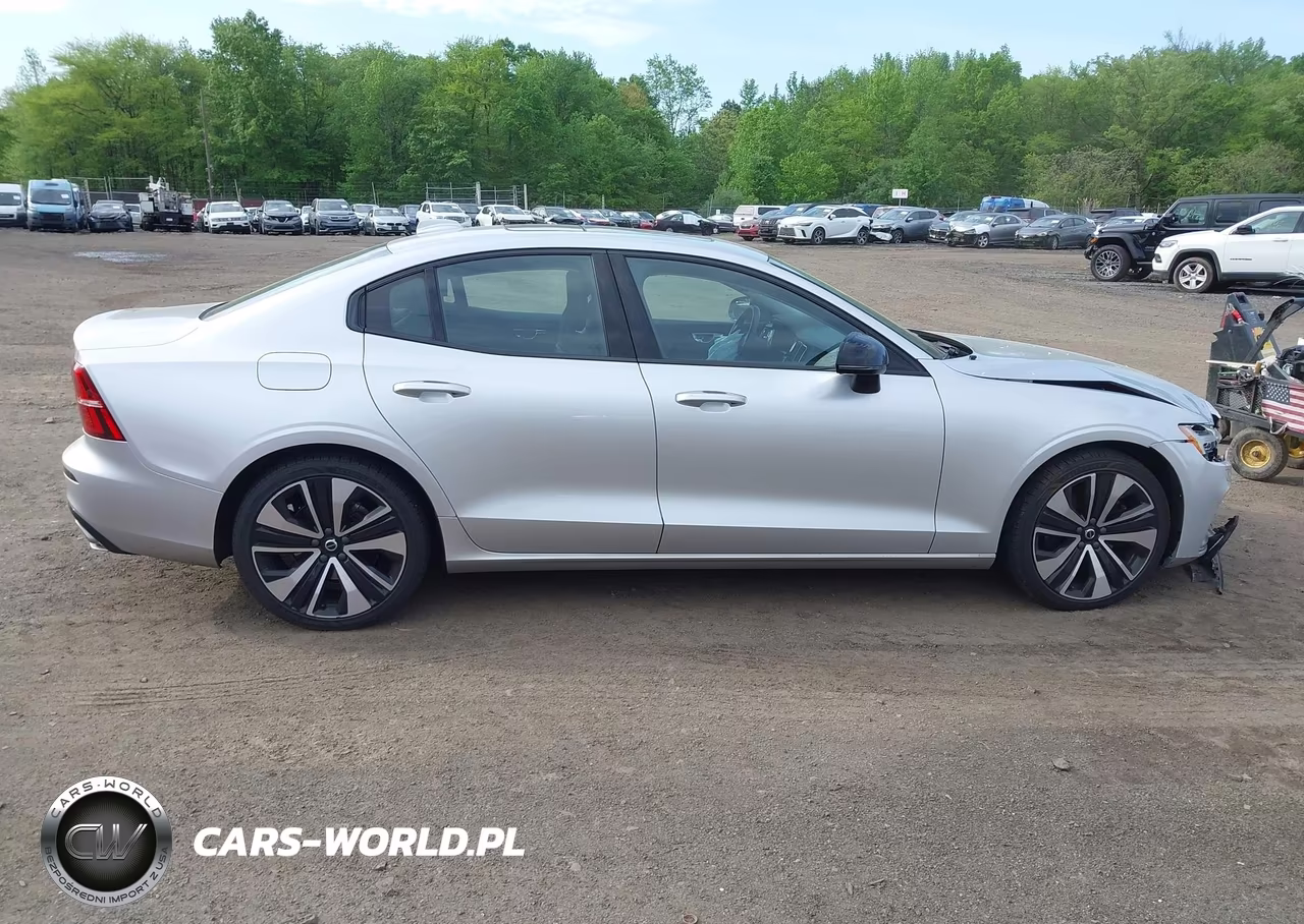 2022 Volvo S60 B5 Momentum VIN:7JRL12TZ5NG157717 - 13