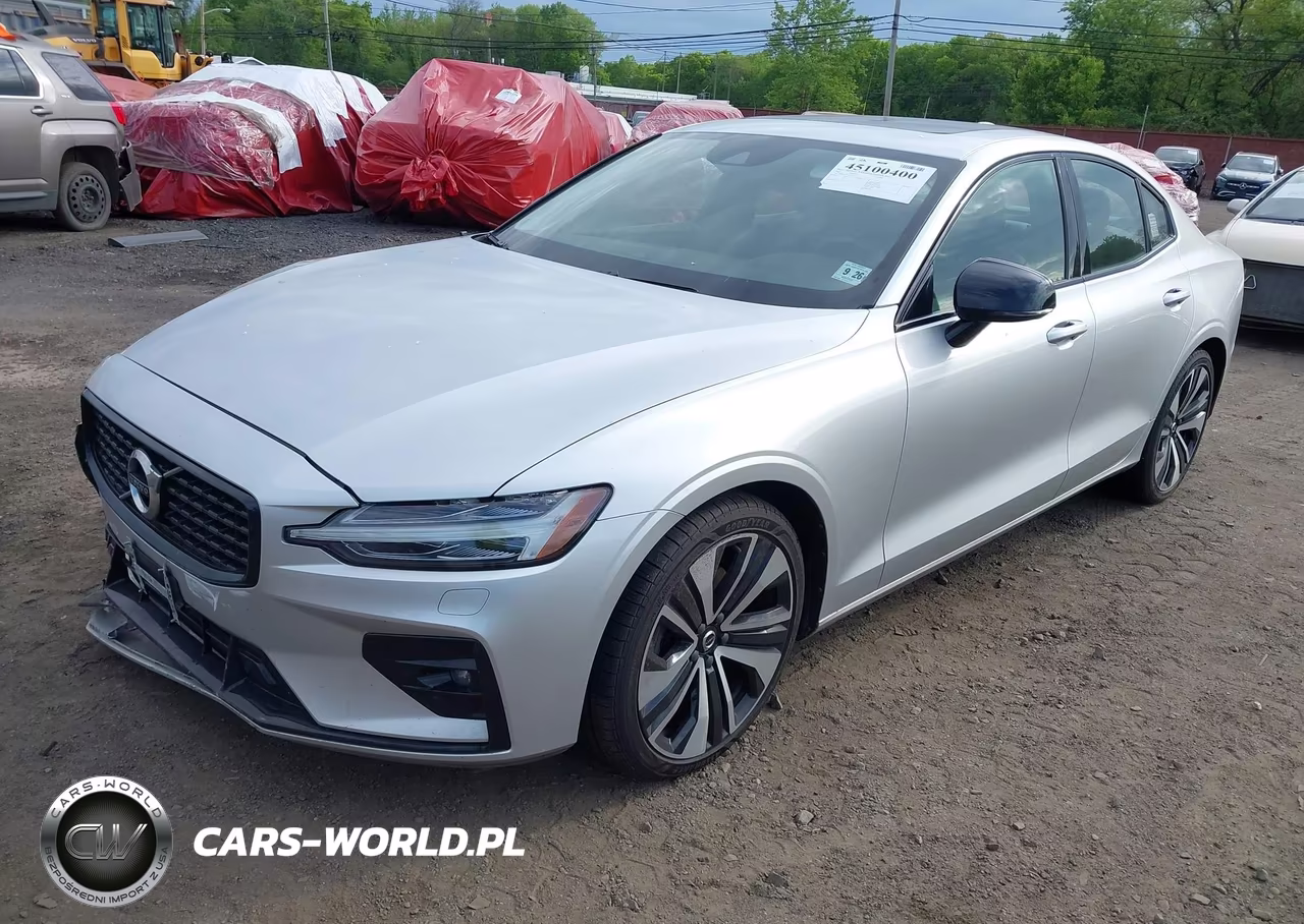 2022 Volvo S60 B5 Momentum VIN:7JRL12TZ5NG157717 - 2
