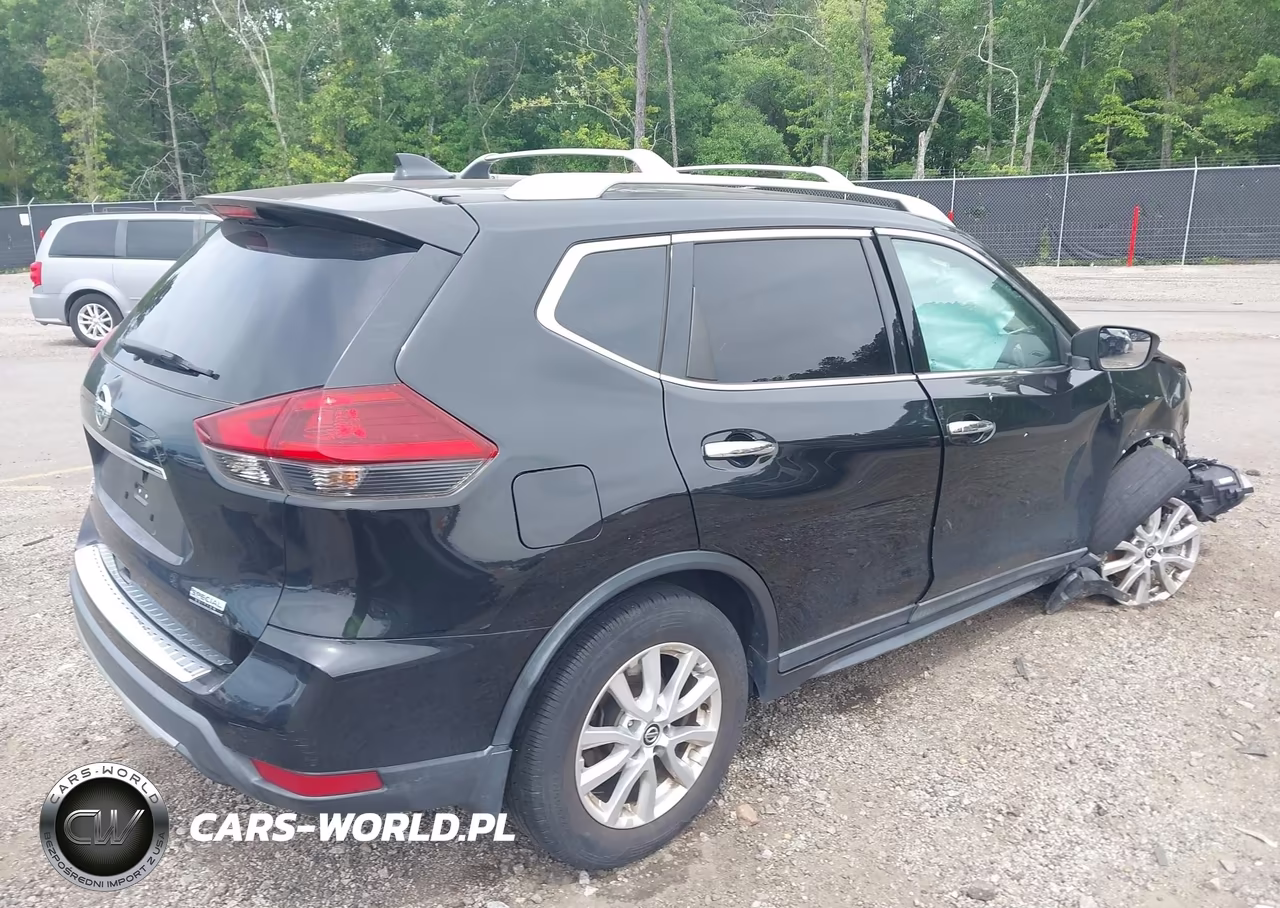 2019 Nissan Rogue S VIN:5N1AT2MT5KC782210 - 4