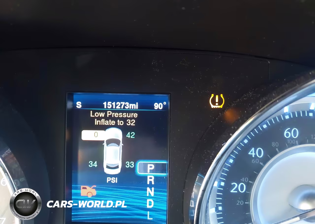 2014 Chrysler 300 VIN:2C3CCAAG3EH179227 - 15