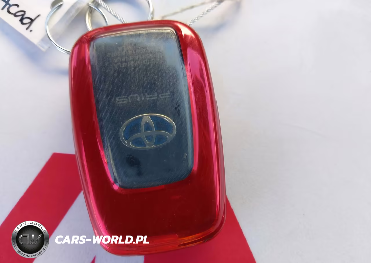 2021 Toyota Prius Le VIN:JTDKAMFU3M3144136 - 11