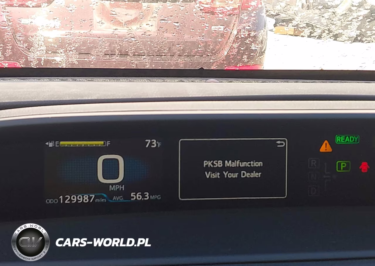 2021 Toyota Prius Le VIN:JTDKAMFU3M3144136 - 16