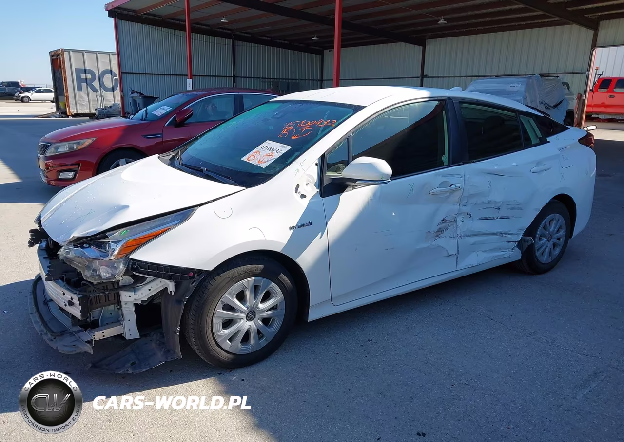 2021 Toyota Prius Le VIN:JTDKAMFU3M3144136 - 2