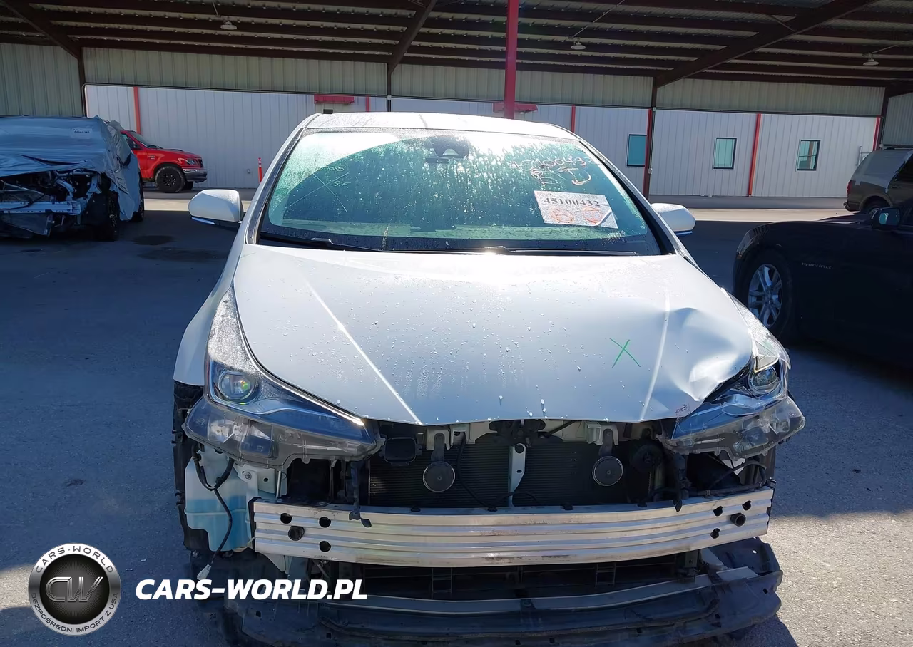 2021 Toyota Prius Le VIN:JTDKAMFU3M3144136 - 6
