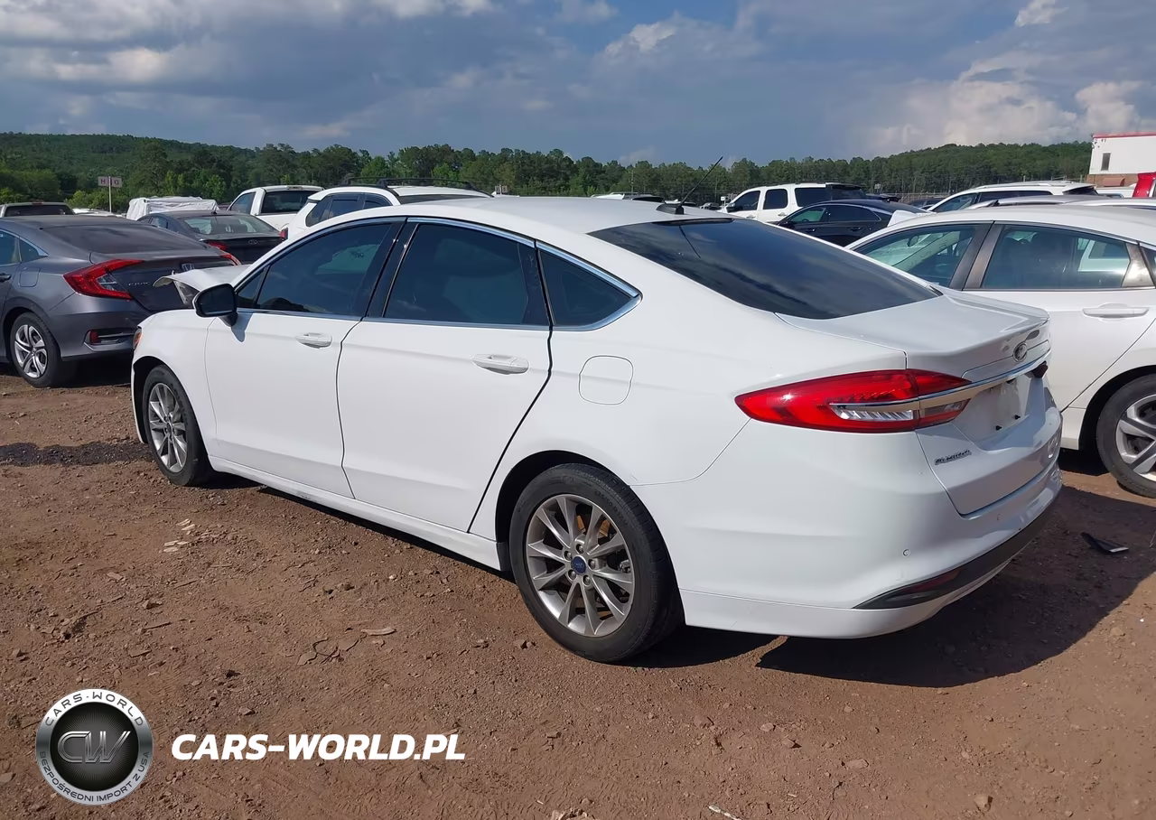 2017 Ford Fusion Se VIN:3FA6P0H73HR250213 - 3