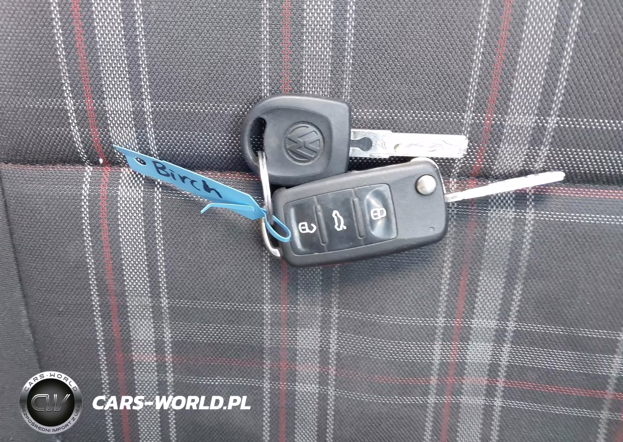 2012 Volkswagen Gti 2-Door VIN:WVWFD7AJ1CW099010 - 11