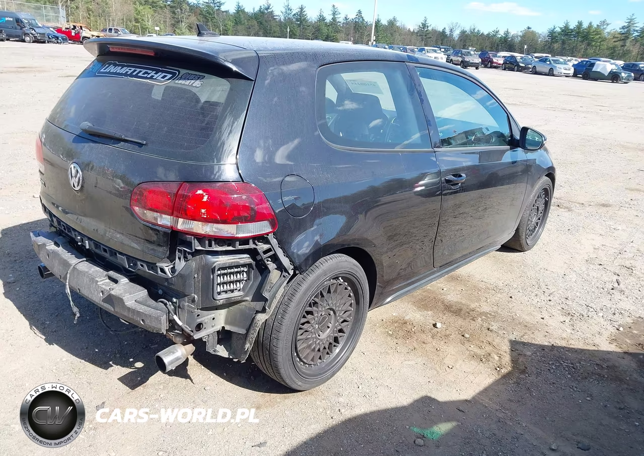 2012 Volkswagen Gti 2-Door VIN:WVWFD7AJ1CW099010 - 4