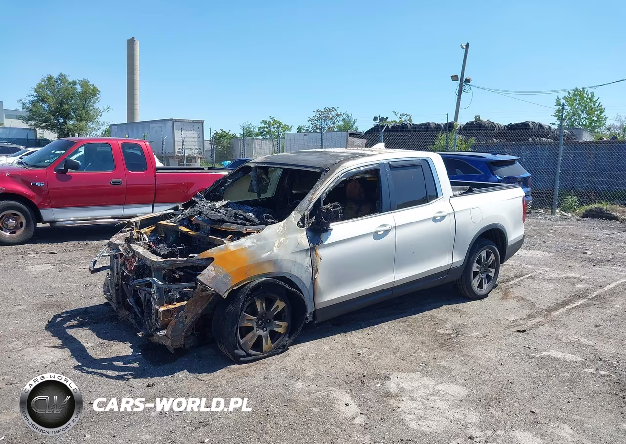 2018 Honda Ridgeline Rtl-T VIN:5FPYK3F6XJB016453 - 2