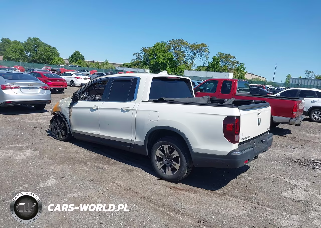 2018 Honda Ridgeline Rtl-T VIN:5FPYK3F6XJB016453 - 3