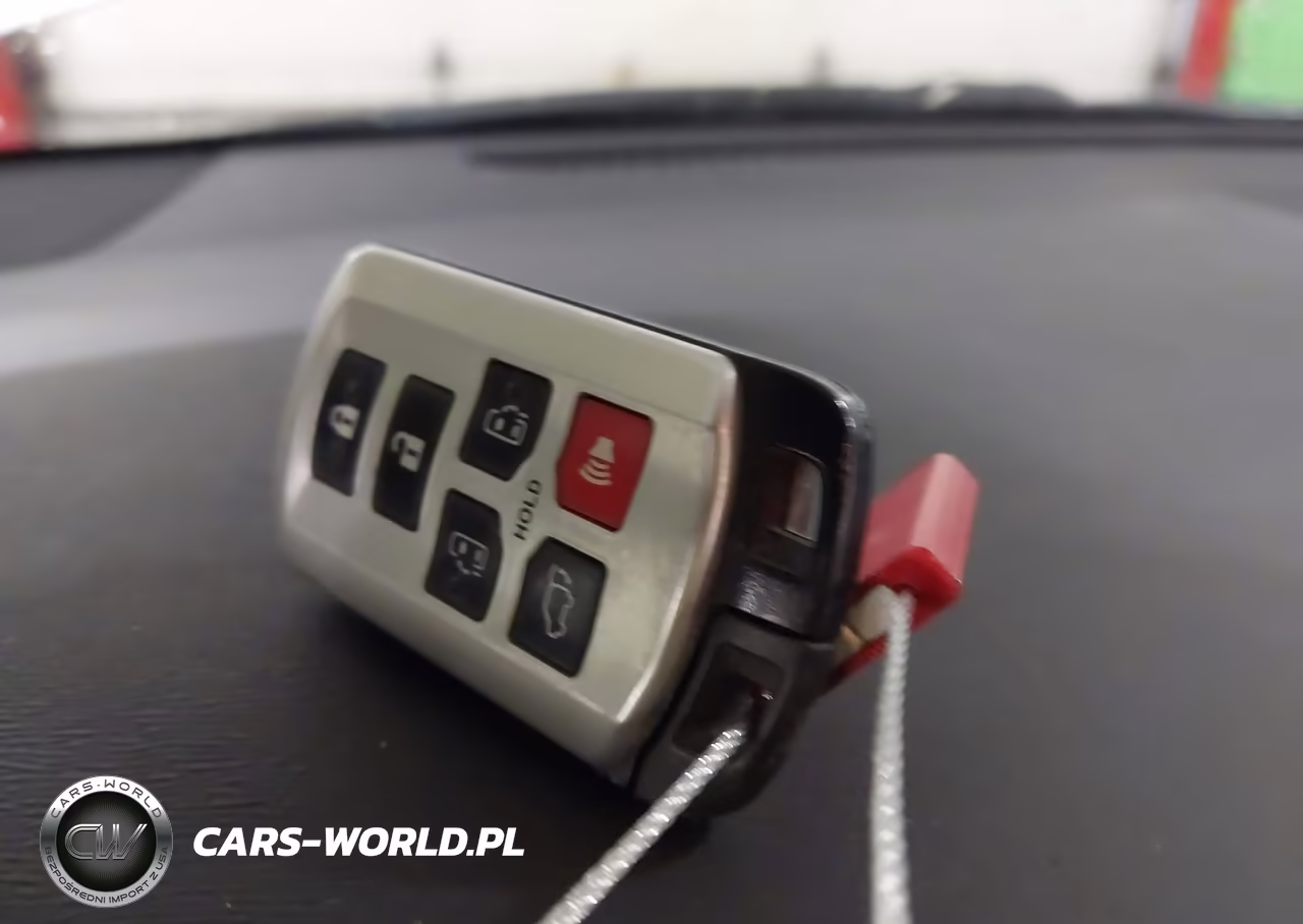 2011 Toyota Sienna Limited V6 VIN:5TDYK3DC3BS144032 - 11