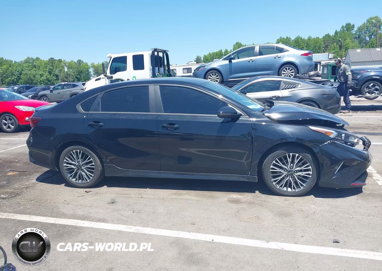 2023 Kia Forte Gt-Line VIN:3KPF54AD9PE578569 - 13