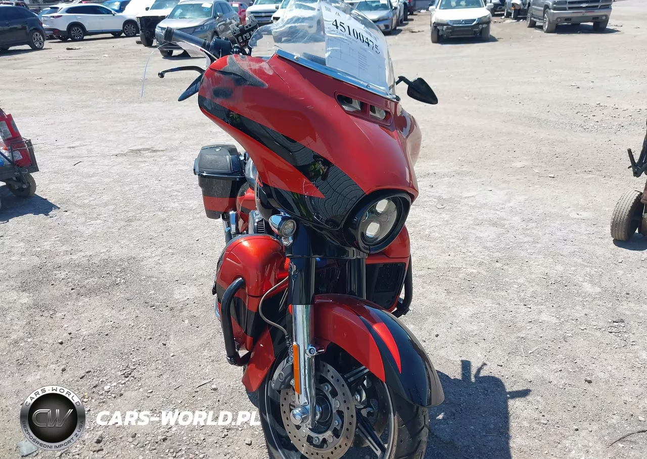 2017 Harley-Davidson Flhxse Cvo Street Glide VIN:1HD1PXF12HB952568 - 5