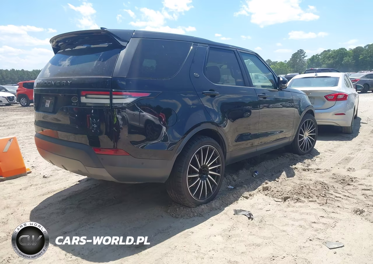 2020 Land Rover Discovery Se VIN:SALRG2RV1L2421286 - 4