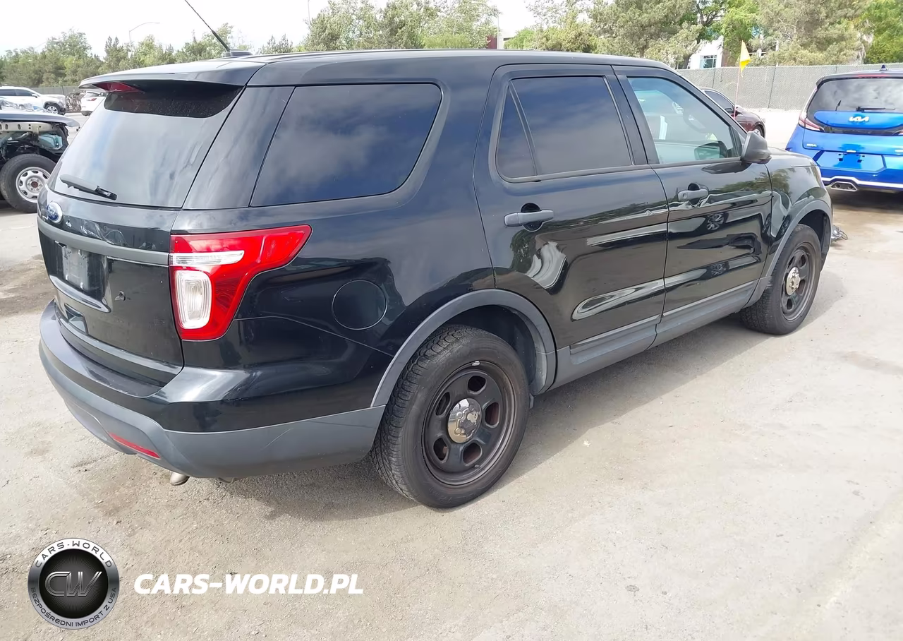 2013 Ford Utility Police Interceptor VIN:1FM5K8AR4DGB35177 - 4